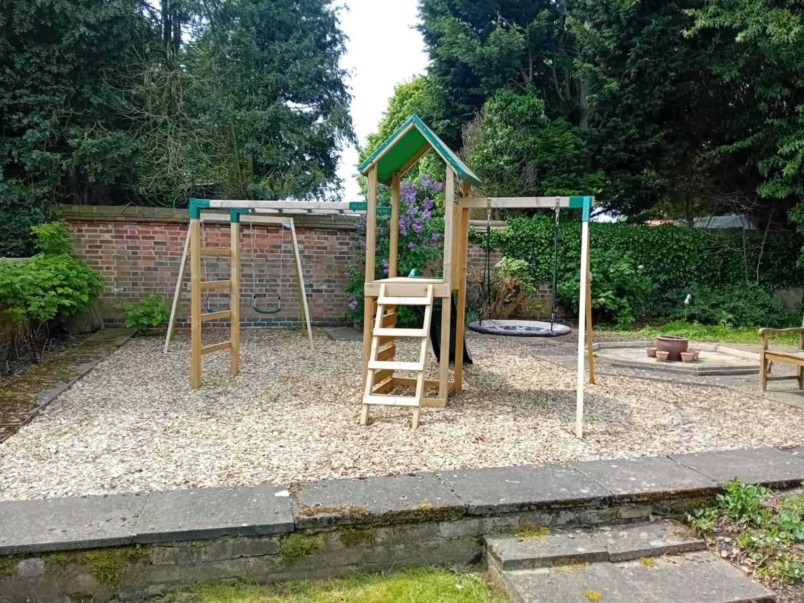 Dovehouse Farm Vila Birmingham Exterior foto